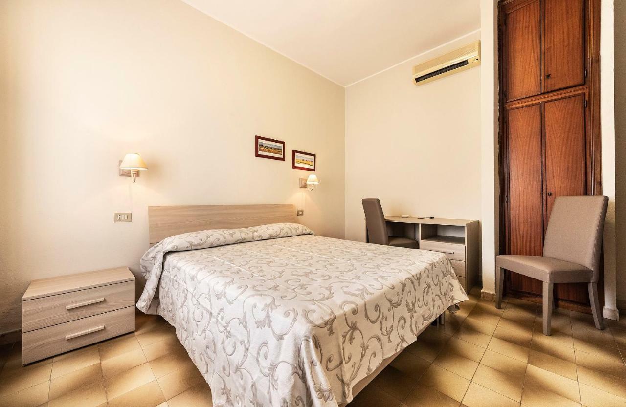 Hotel Aurelia Tarquinia Ngoại thất bức ảnh