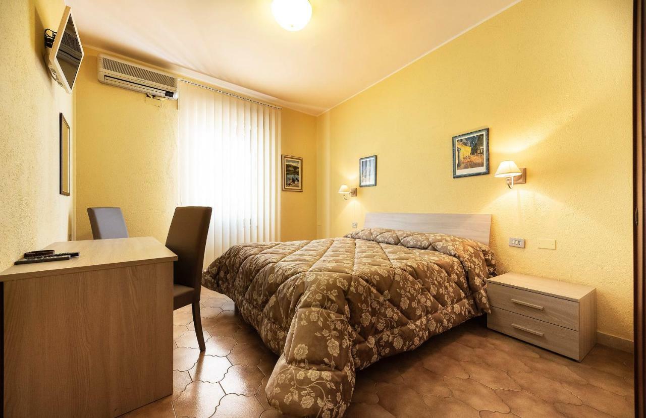Hotel Aurelia Tarquinia Ngoại thất bức ảnh